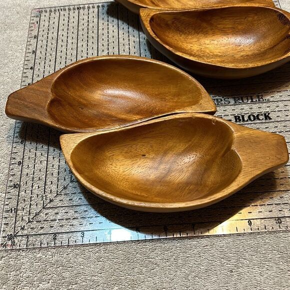 Vintage Pair of Nested Trinket Bowls Monkey Wood - Picture 2 of 9